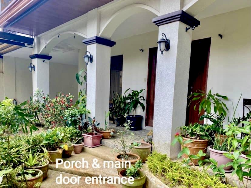 Properties Online Philippines House & Lot For Sale in Royale Tagaytay