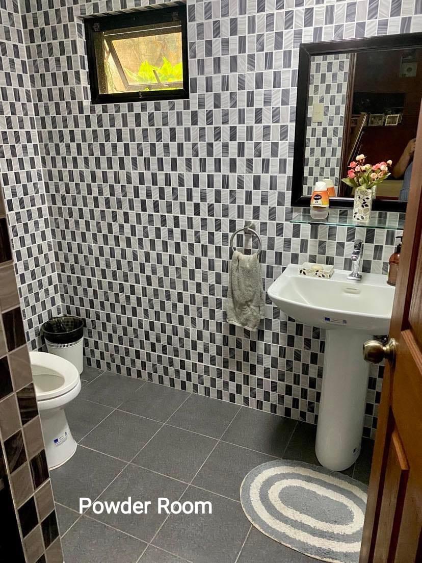 Properties Online Philippines House & Lot For Sale in Royale Tagaytay