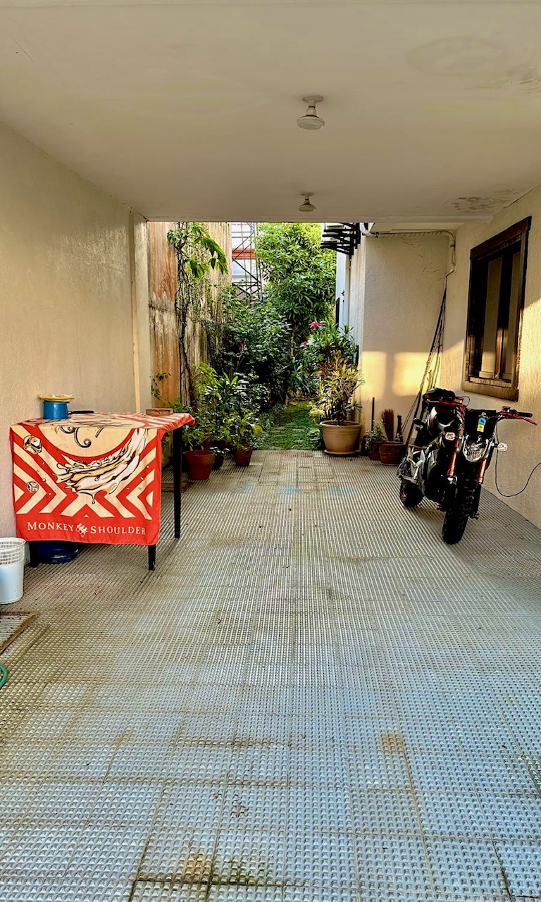 Properties Online Philippines House & Lot For Sale in Royale Tagaytay